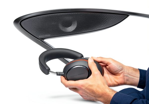 Bowers Wilkins Px8 McLaren Wireless Noise Cancelling-16