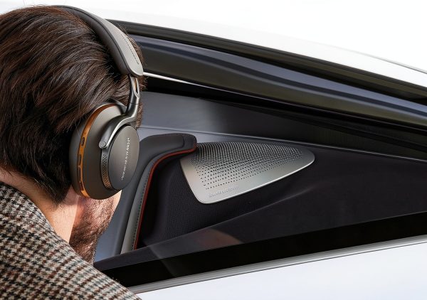 Bowers Wilkins Px8 McLaren Wireless Noise Cancelling-21