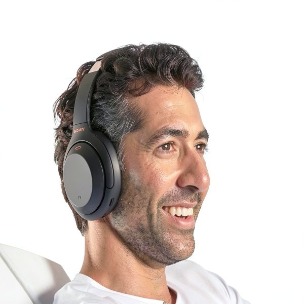 Sony WH1000XM4 Wireless Noise Cancelling Headphones Black-9